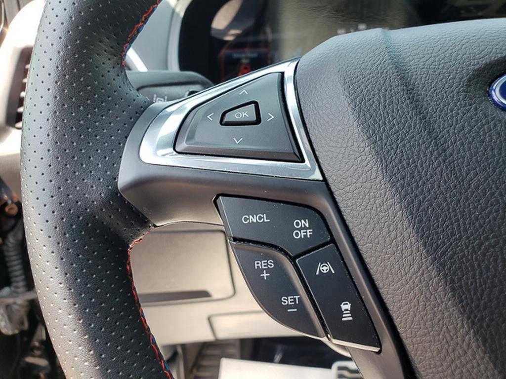 used 2024 Ford Edge car, priced at $41,900