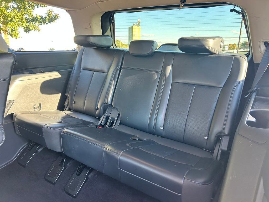 used 2023 Ford Expedition car, priced at $42,656