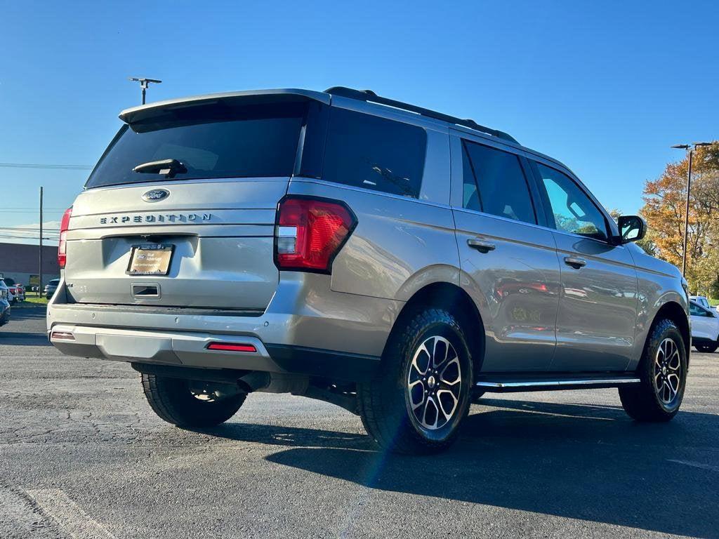 used 2023 Ford Expedition car, priced at $42,656