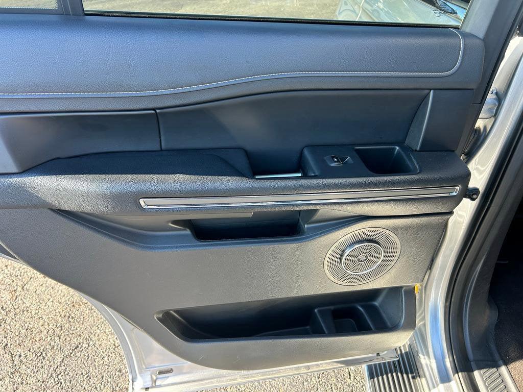 used 2023 Ford Expedition car, priced at $42,656