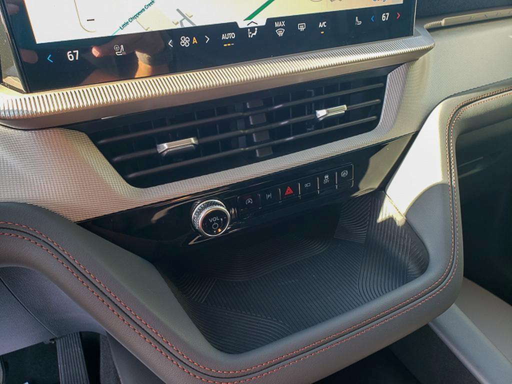new 2025 Ford Explorer car, priced at $47,500