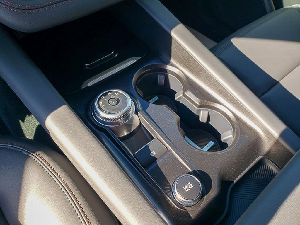 new 2025 Ford Explorer car, priced at $47,500