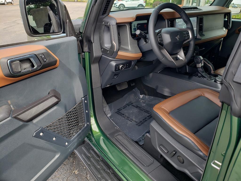 new 2024 Ford Bronco car, priced at $57,906