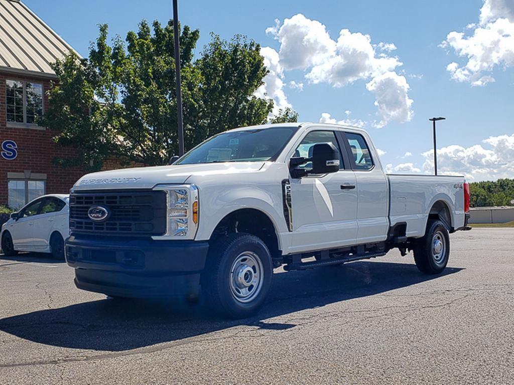 new 2025 Ford F-250 car, priced at $52,495