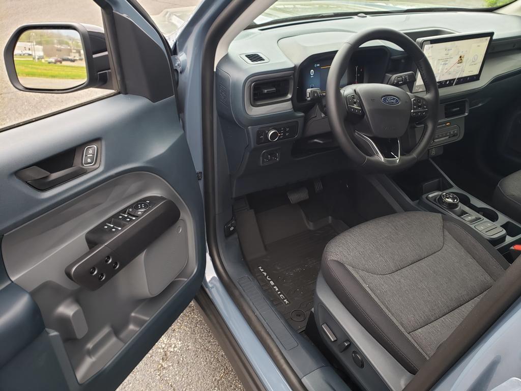 new 2025 Ford Maverick car, priced at $36,669