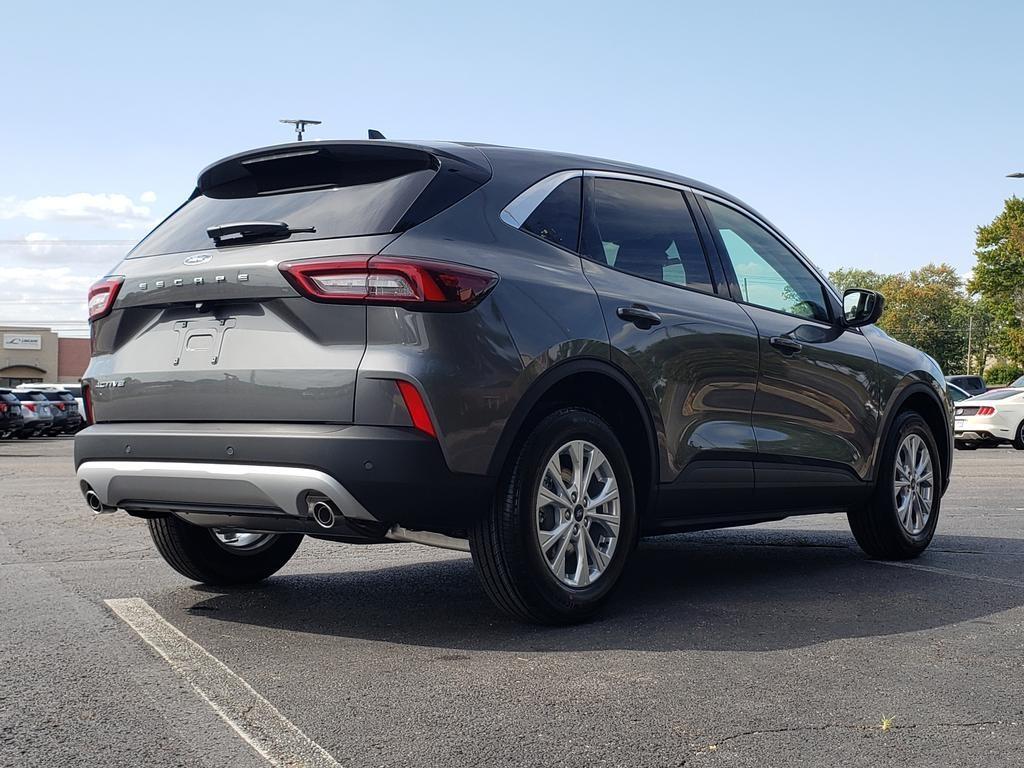 new 2024 Ford Escape car, priced at $34,276