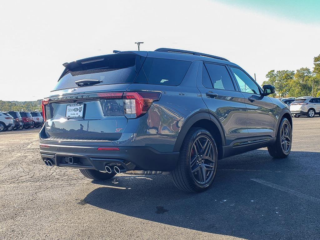 new 2025 Ford Explorer car, priced at $59,171