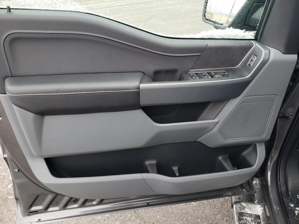 new 2024 Ford F-150 car, priced at $44,069