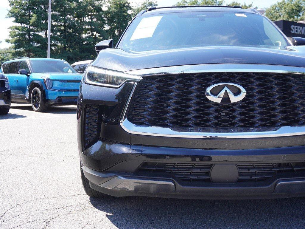 used 2025 INFINITI QX60 car, priced at $49,490