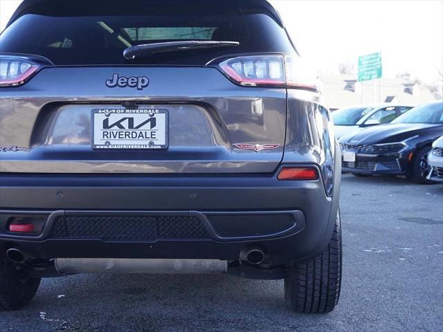 used 2019 Jeep Cherokee car, priced at $16,490