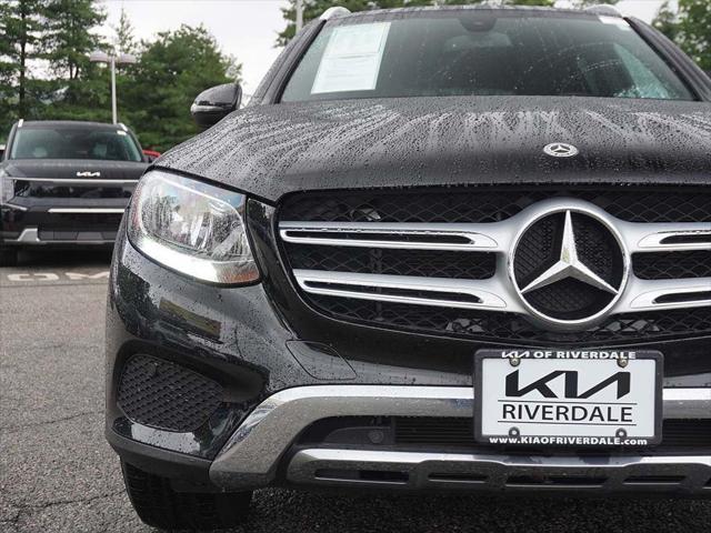 used 2019 Mercedes-Benz GLC 300 car, priced at $19,290