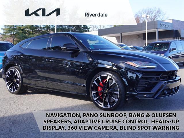 used 2022 Lamborghini Urus car, priced at $212,995