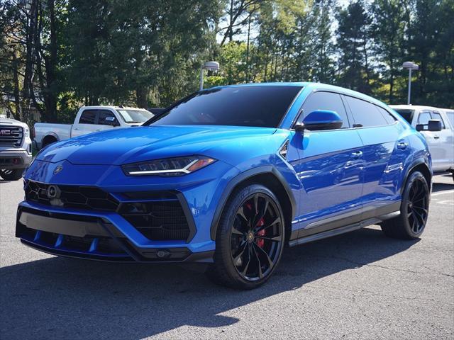 used 2022 Lamborghini Urus car, priced at $217,221