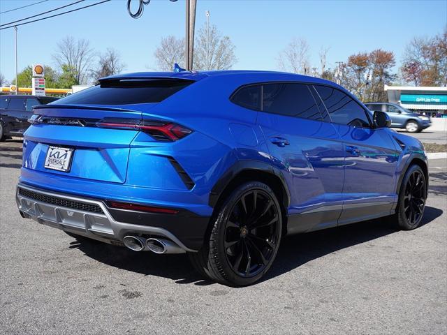 used 2022 Lamborghini Urus car, priced at $217,221