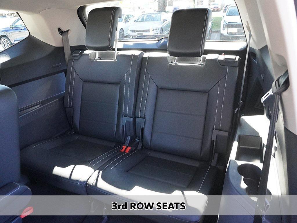 used 2023 Volkswagen Atlas car, priced at $29,995