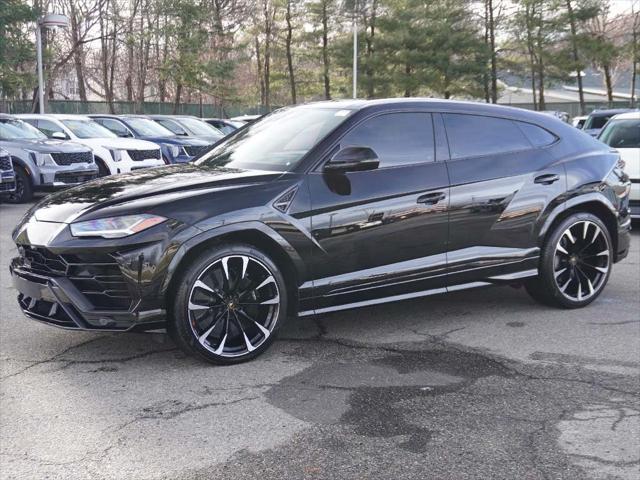 used 2021 Lamborghini Urus car, priced at $205,999