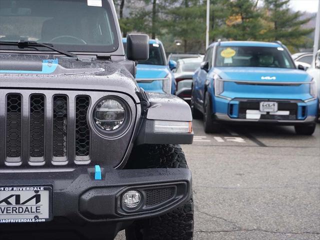 used 2021 Jeep Wrangler Unlimited car, priced at $31,990