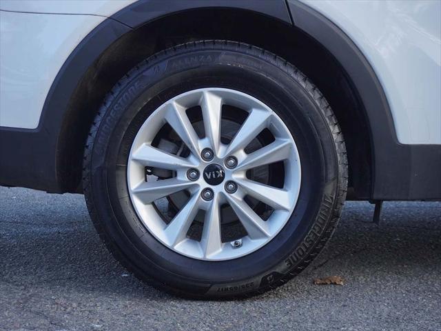 used 2019 Kia Sorento car, priced at $16,290