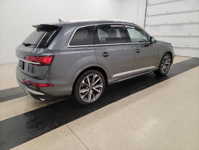 used 2022 Audi SQ7 car
