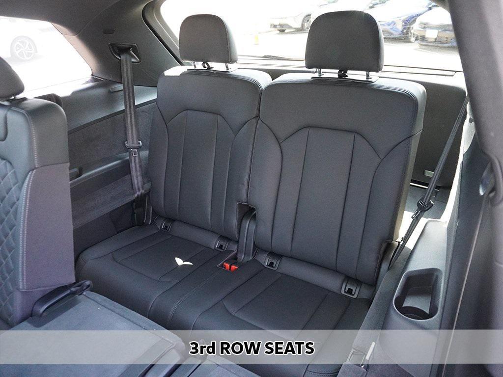 used 2022 Audi SQ7 car, priced at $58,995