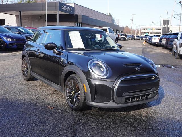 used 2022 MINI Hardtop car, priced at $16,495