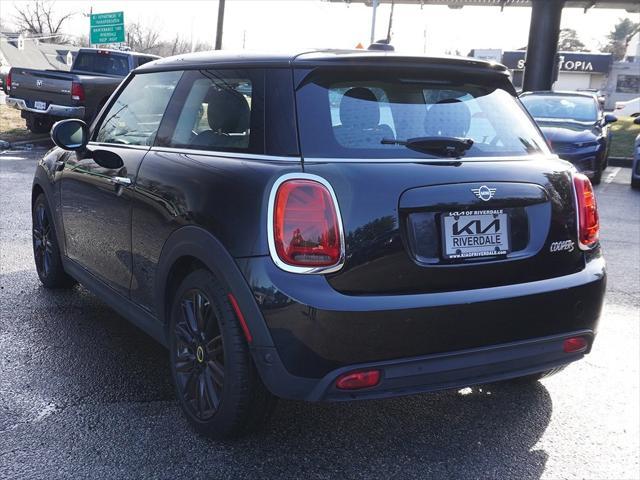 used 2022 MINI Hardtop car, priced at $16,495