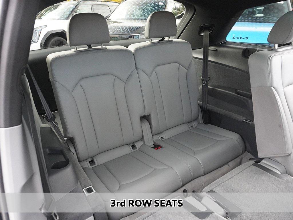 used 2019 Audi Q7 car, priced at $18,495