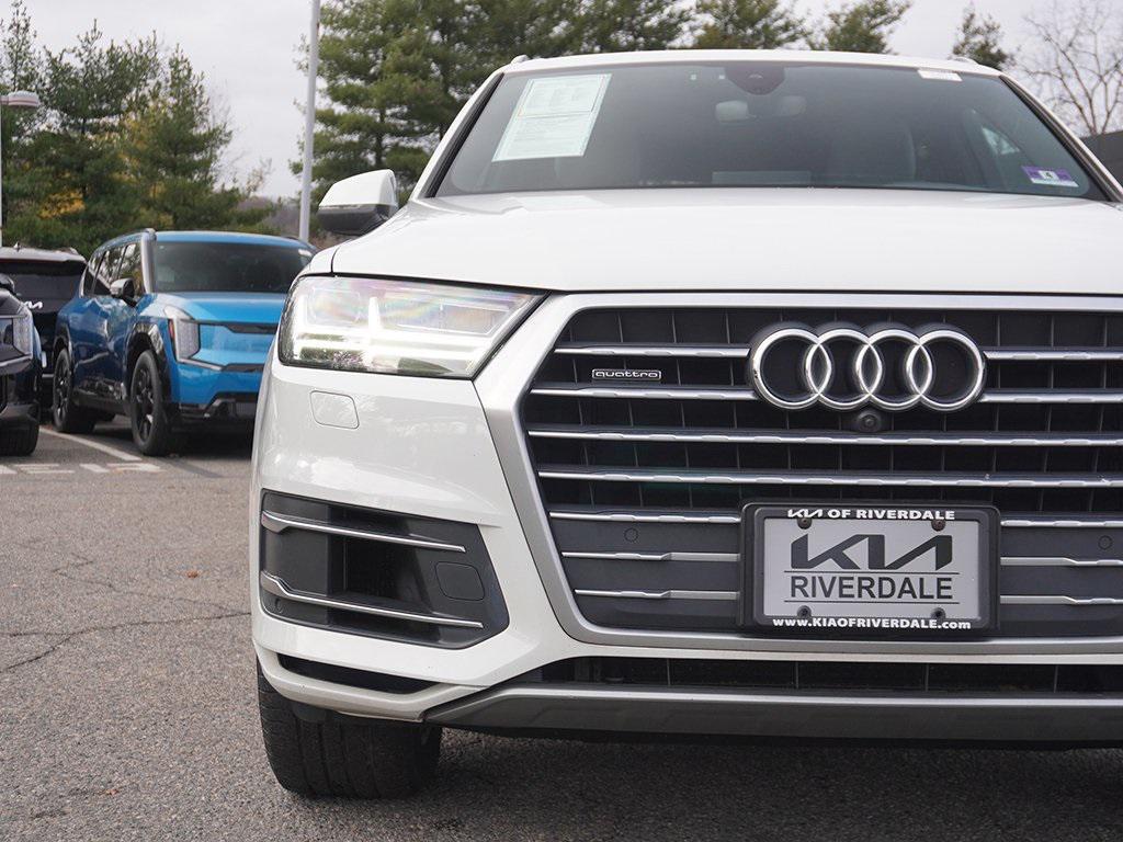 used 2019 Audi Q7 car, priced at $18,495