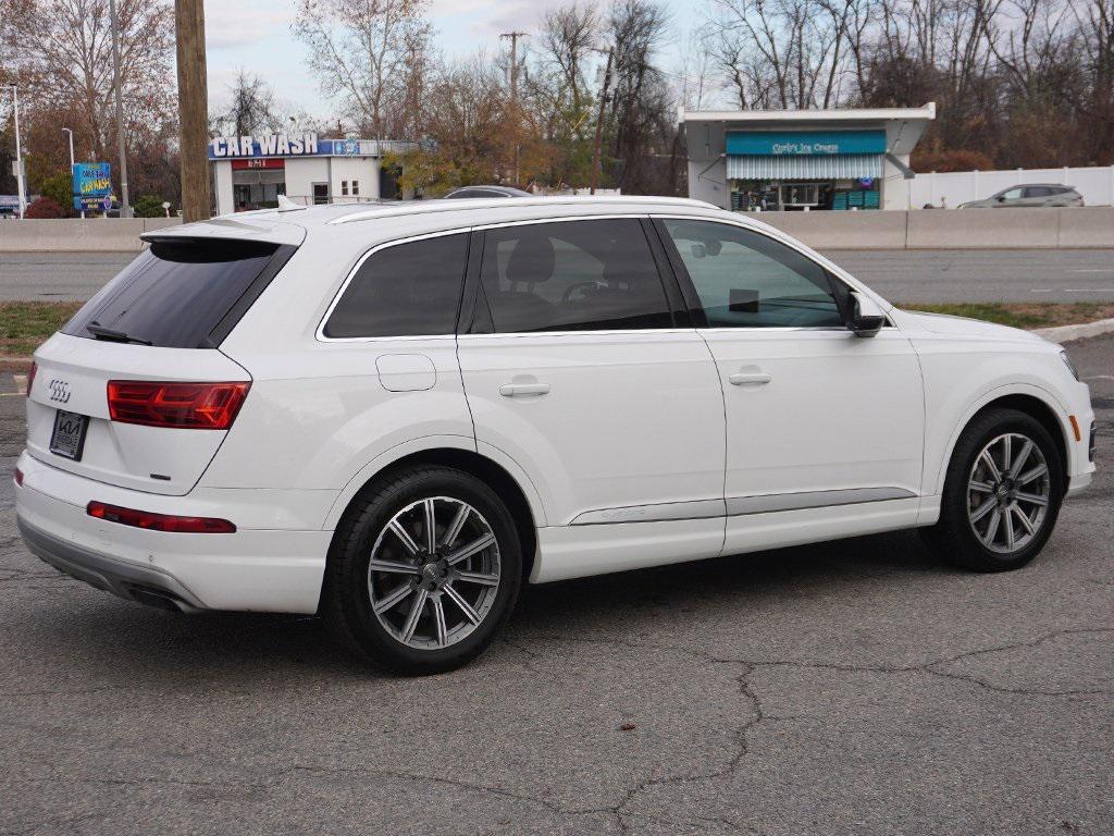 used 2019 Audi Q7 car, priced at $18,495