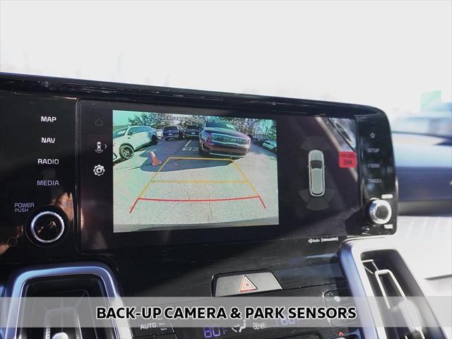 used 2023 Kia Sorento Hybrid car