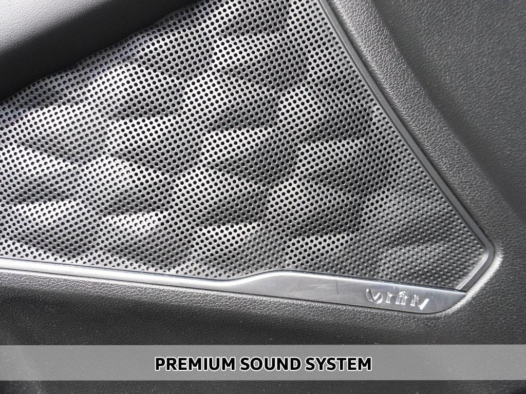 used 2019 Hyundai Santa Fe car, priced at $16,795