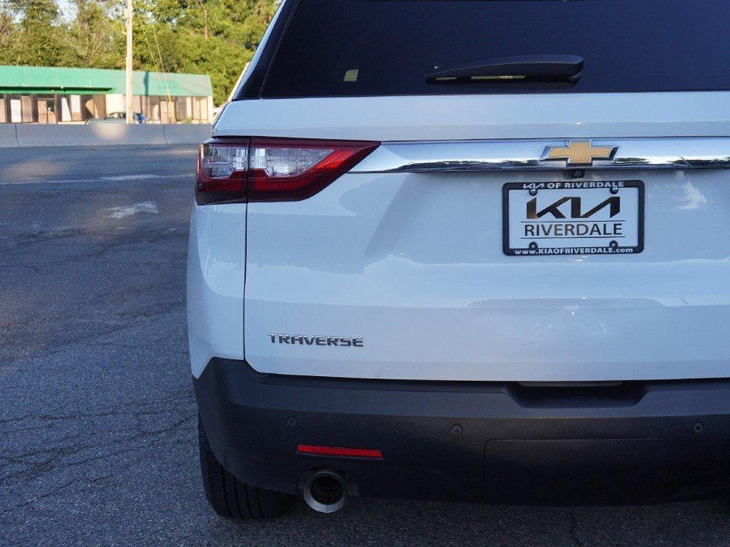 used 2021 Chevrolet Traverse car, priced at $20,790