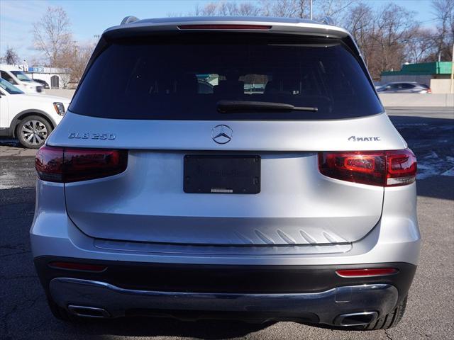 used 2020 Mercedes-Benz GLB 250 car, priced at $23,995