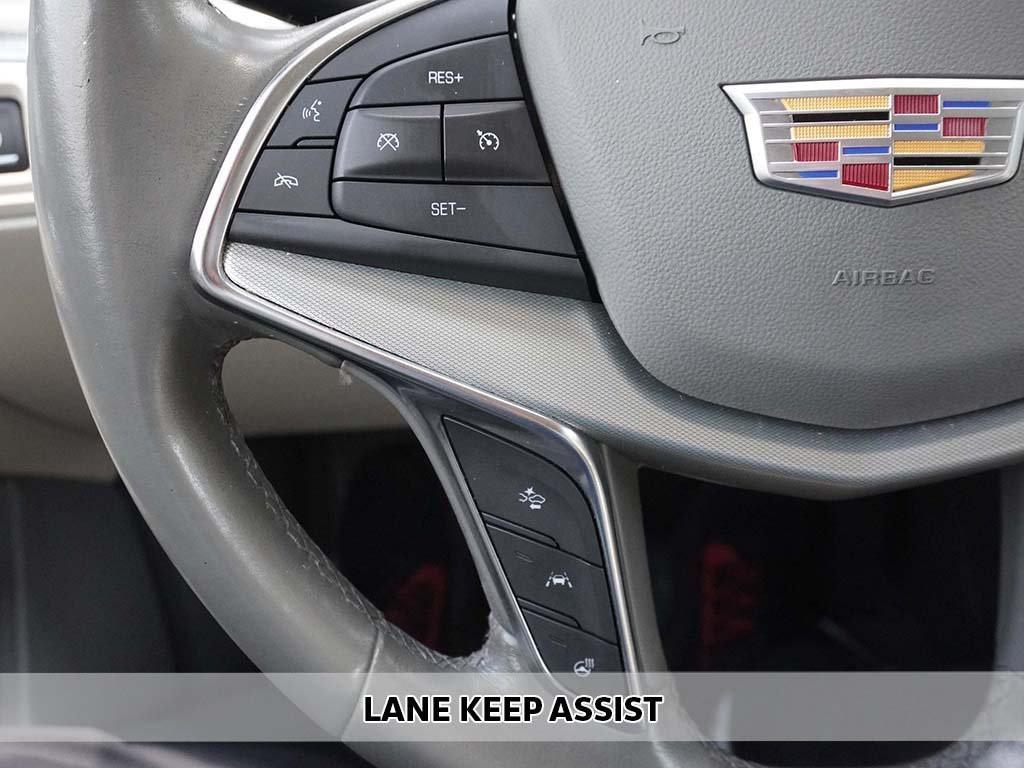 used 2022 Cadillac XT5 car, priced at $25,595