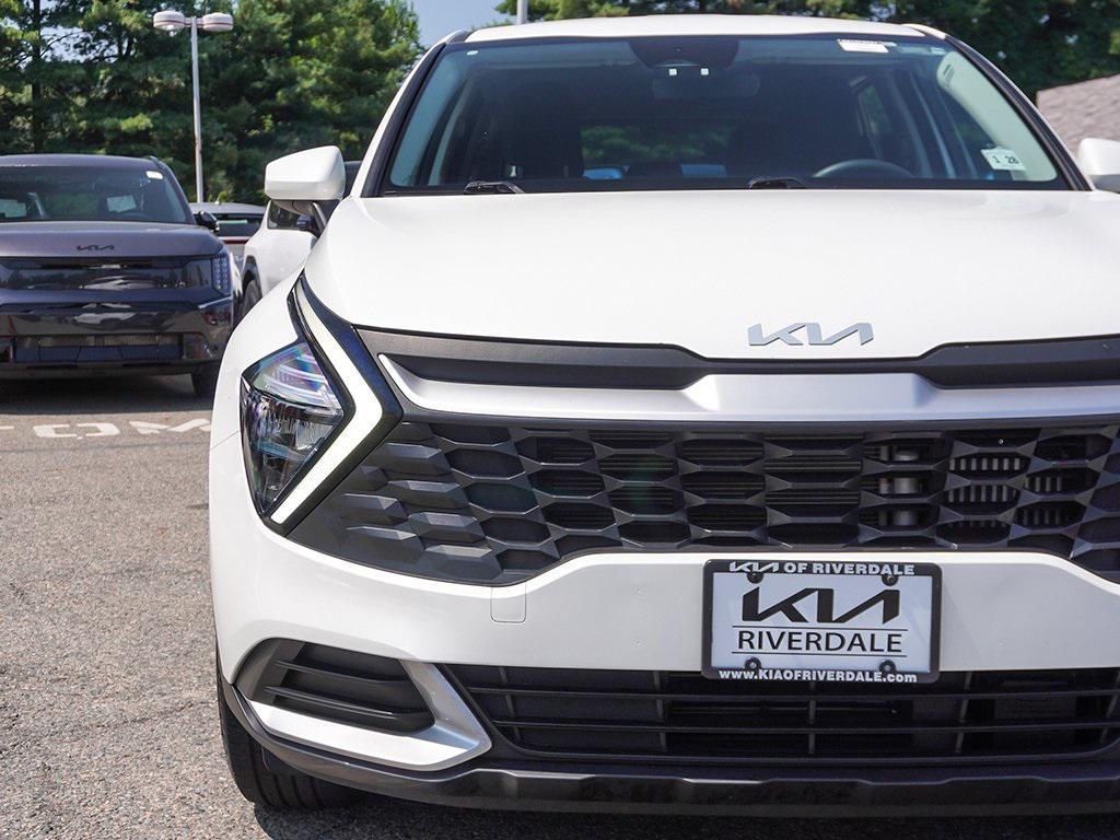 used 2023 Kia Sportage Hybrid car, priced at $20,690
