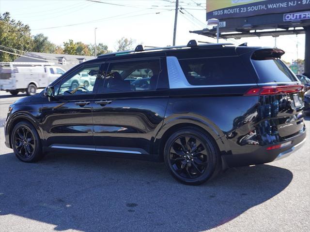 used 2022 Kia Carnival car, priced at $34,997