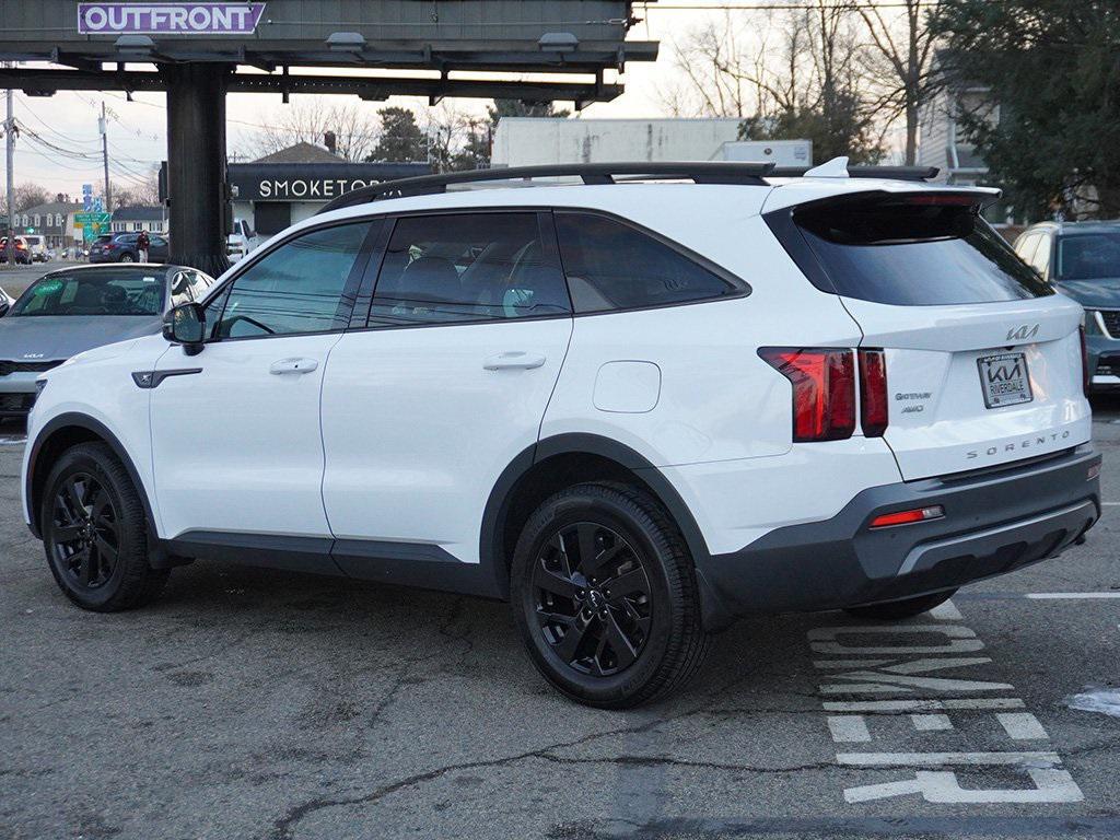 used 2022 Kia Sorento car, priced at $23,299