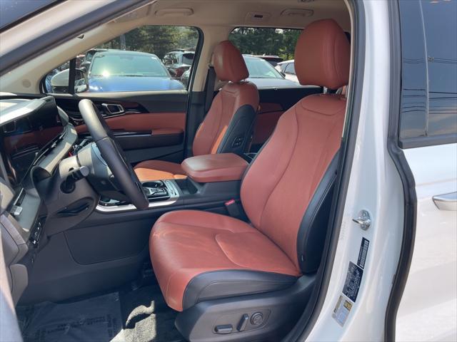 used 2024 Kia Carnival car, priced at $33,990