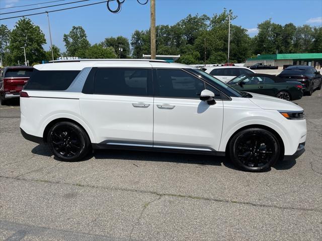 used 2024 Kia Carnival car, priced at $33,990