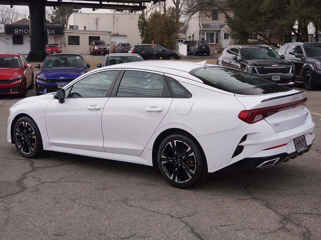 used 2022 Kia K5 car