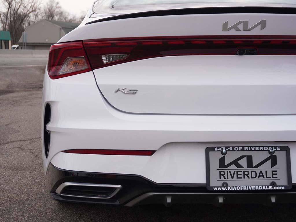 used 2022 Kia K5 car