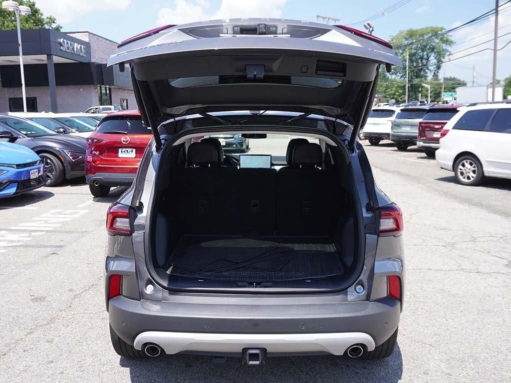 used 2023 Ford Escape car, priced at $21,995