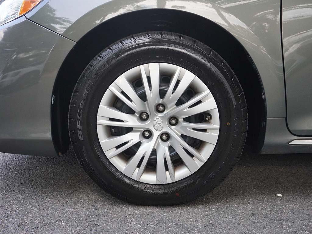 used 2012 Toyota Camry Hybrid car, priced at $7,890