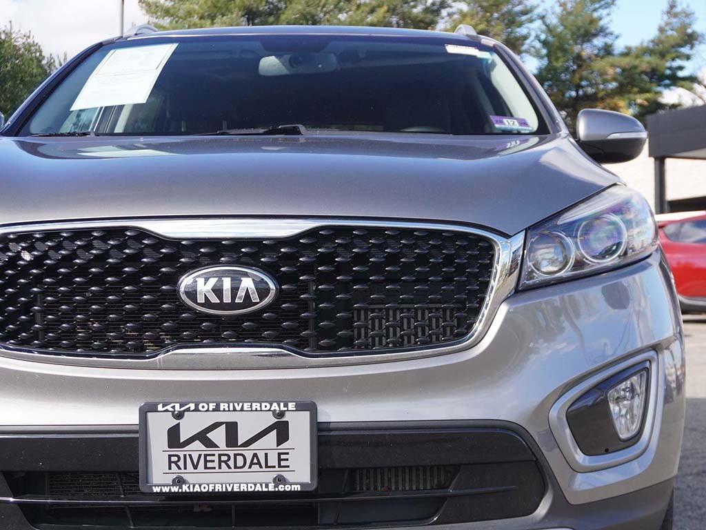used 2018 Kia Sorento car, priced at $14,490