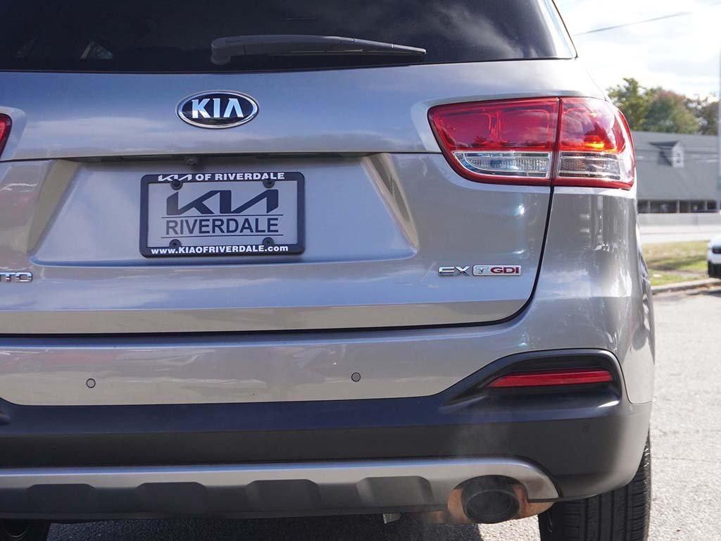 used 2018 Kia Sorento car, priced at $14,490