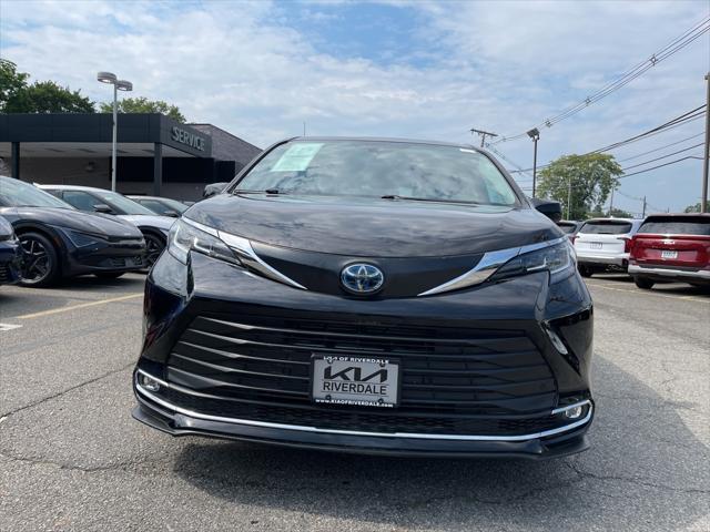 used 2022 Toyota Sienna car, priced at $37,990