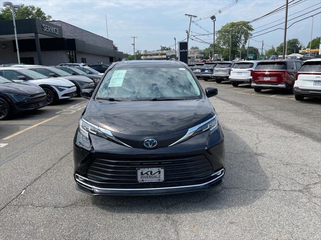 used 2022 Toyota Sienna car, priced at $37,990