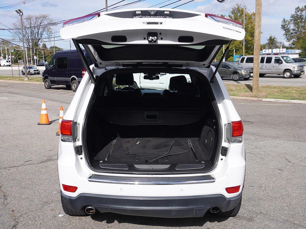 used 2014 Jeep Grand Cherokee car, priced at $11,279