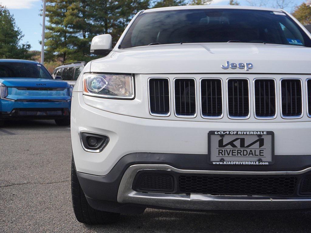 used 2014 Jeep Grand Cherokee car, priced at $11,279