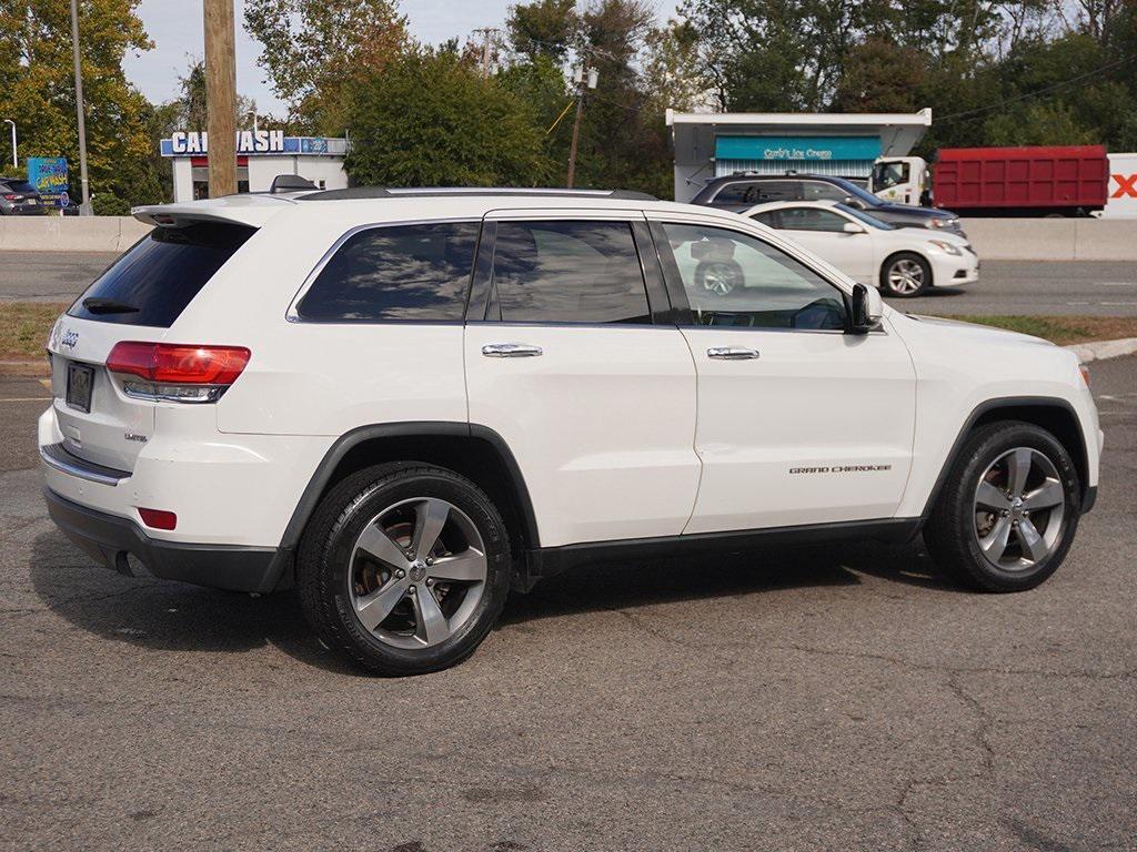 used 2014 Jeep Grand Cherokee car, priced at $11,279